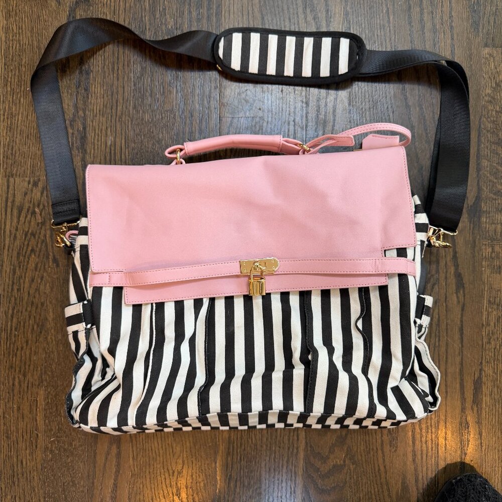 Brand New Computer Laptop Messenger Bag Pink w/Black & White Stripes 15.5”
